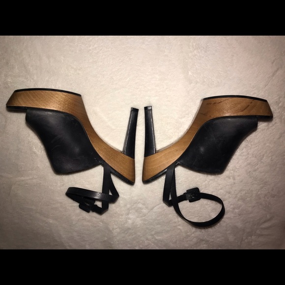 YSL back leather/wood ankle strap heels (9)💜HP❤️ - Picture 6 of 8